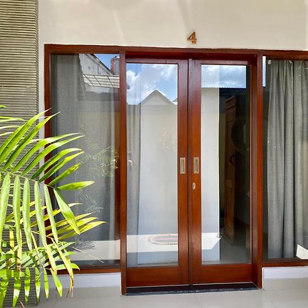 Amigos Guesthouse & Hostel Canggu Εξωτερικό φωτογραφία