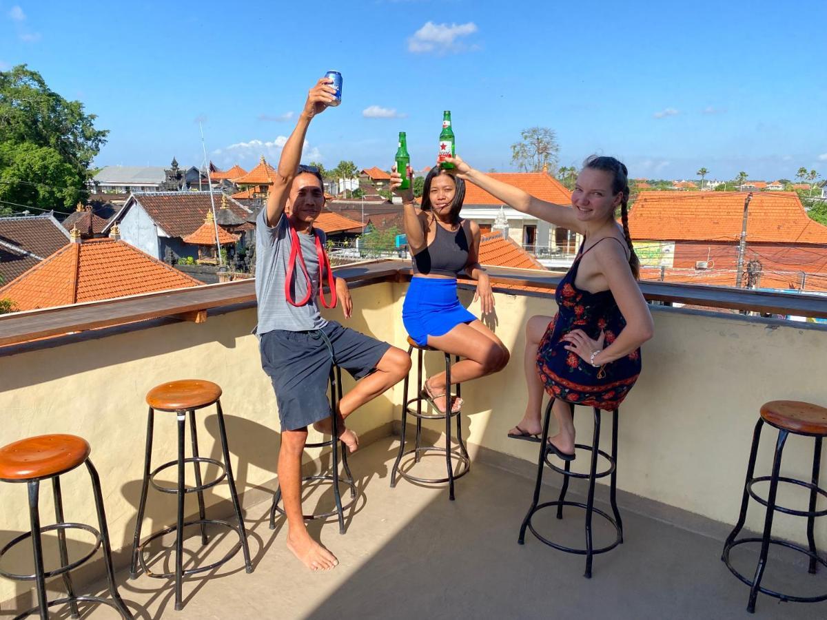 Amigos Guesthouse & Hostel Canggu Εξωτερικό φωτογραφία