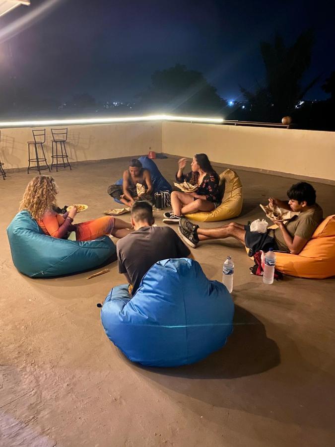 Amigos Guesthouse & Hostel Canggu Εξωτερικό φωτογραφία