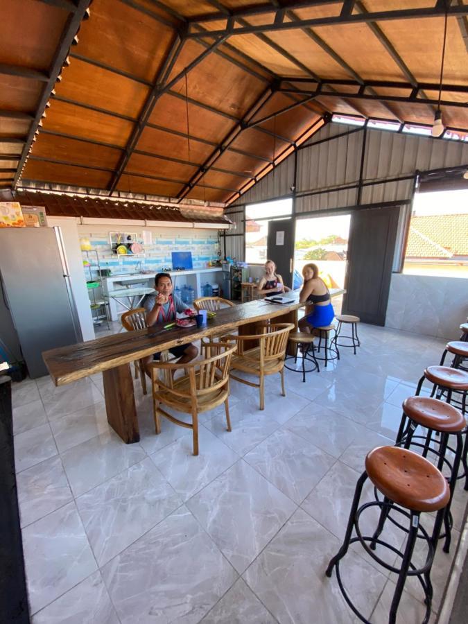 Amigos Guesthouse & Hostel Canggu Εξωτερικό φωτογραφία