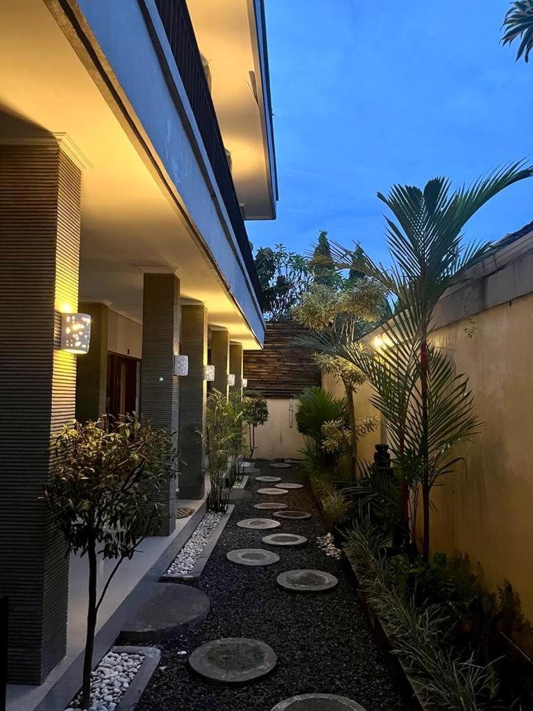 Amigos Guesthouse & Hostel Canggu Εξωτερικό φωτογραφία