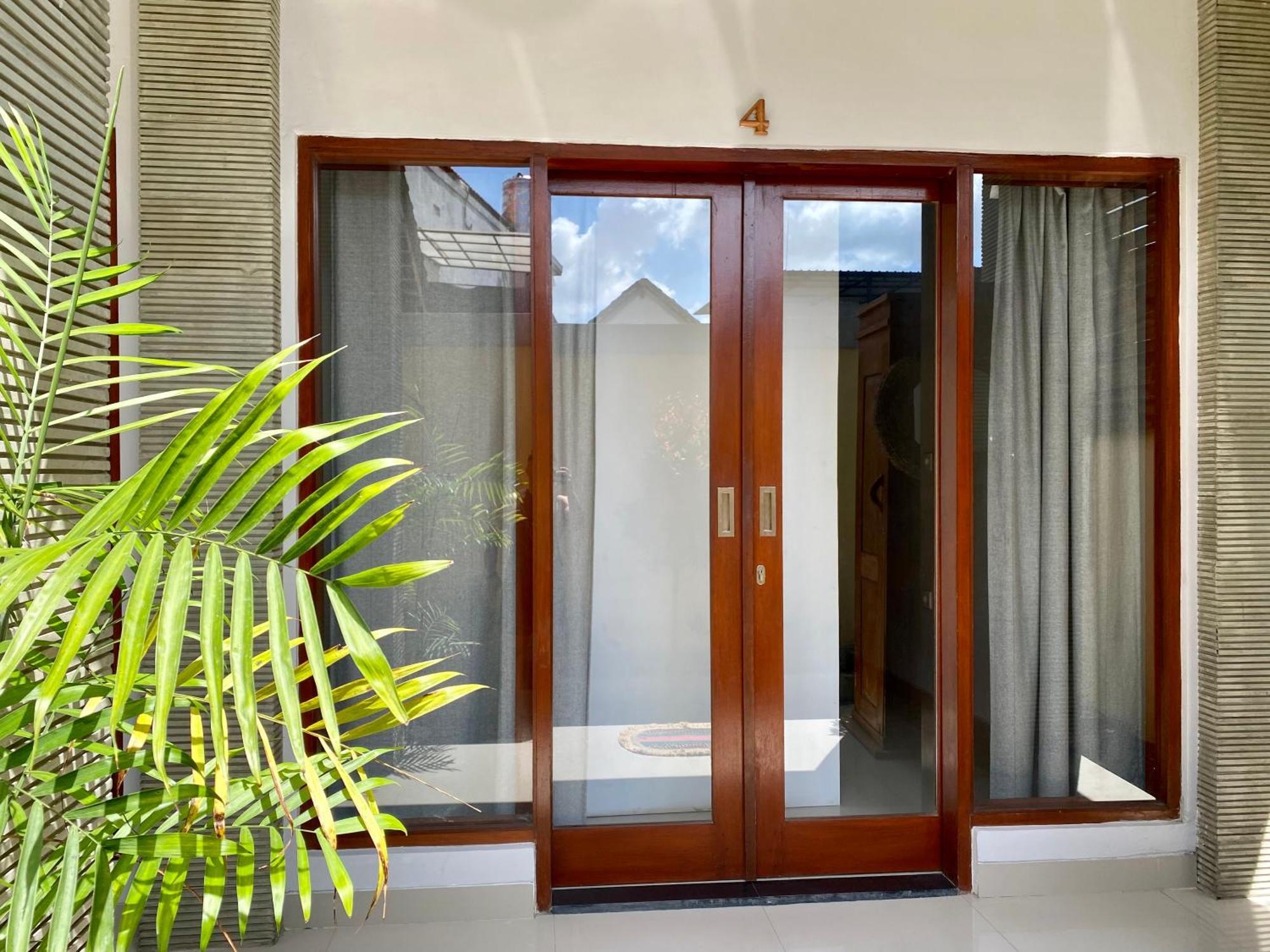 Amigos Guesthouse & Hostel Canggu Εξωτερικό φωτογραφία